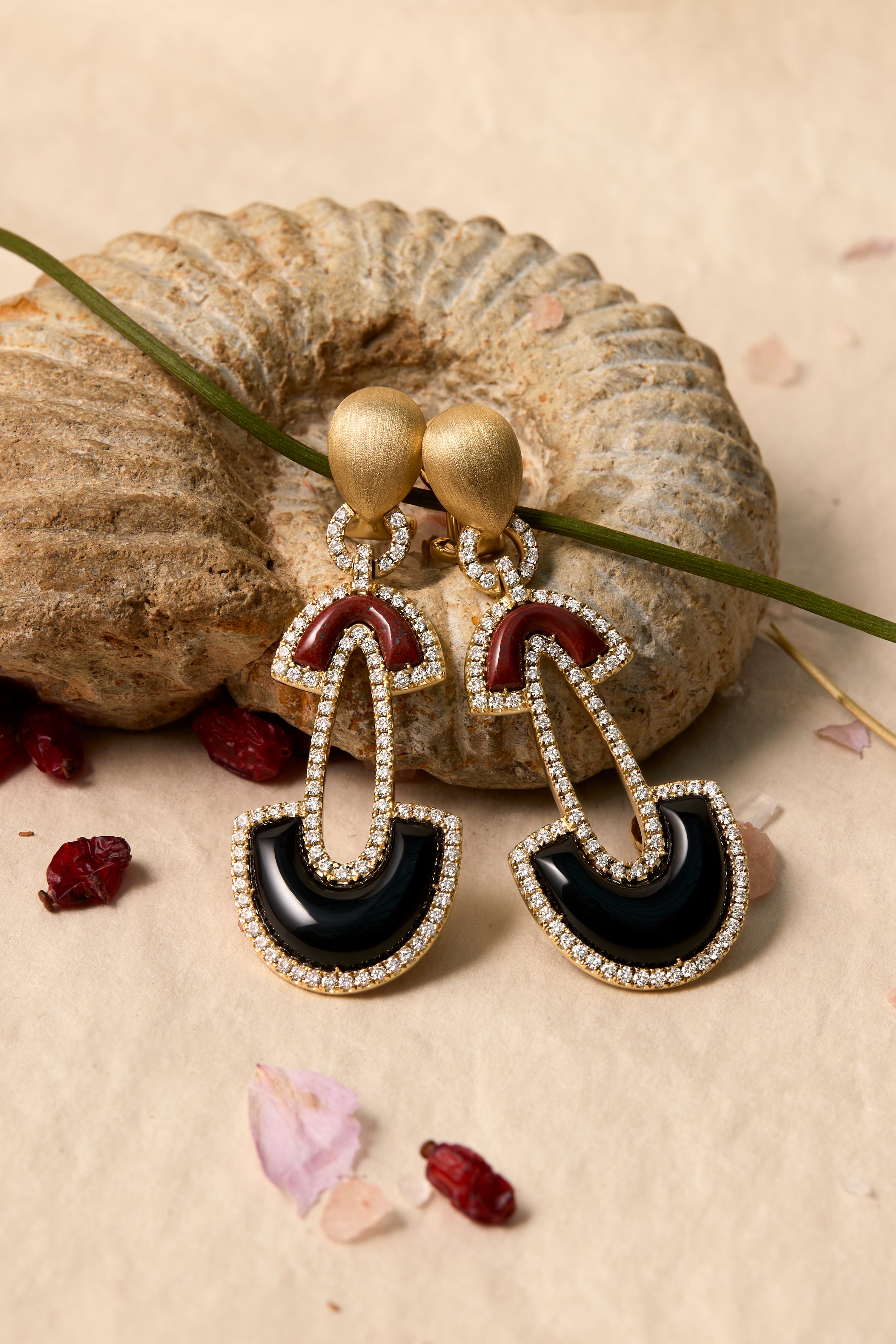 Pengusa Kayima Earrings Jasper/onyx (Classic Size)